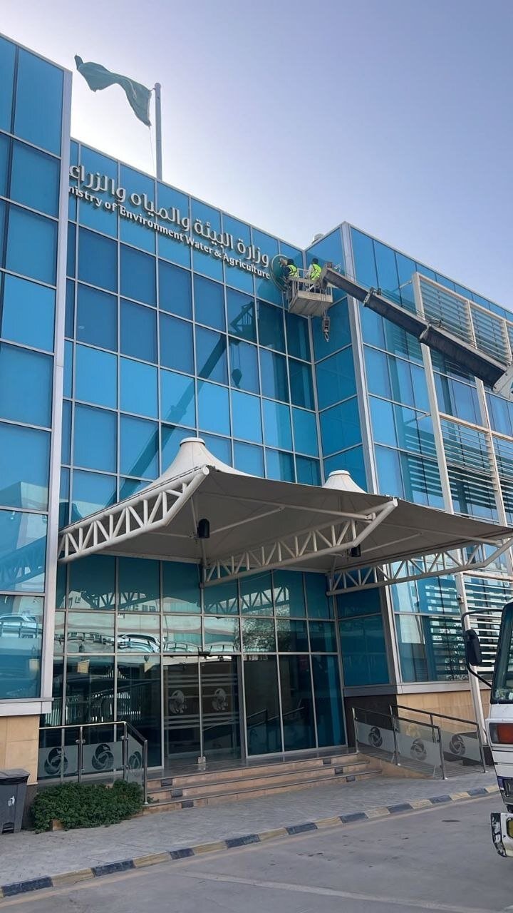 شركة تنظيف واجهات حكومية بالرياض - حلول وتميز